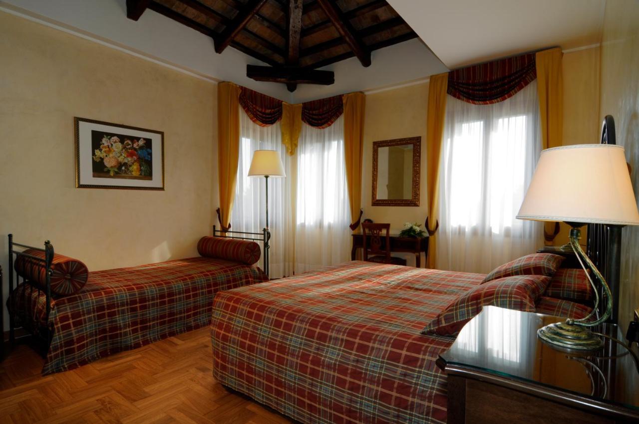 Villa Goetzen Доло Екстериор снимка