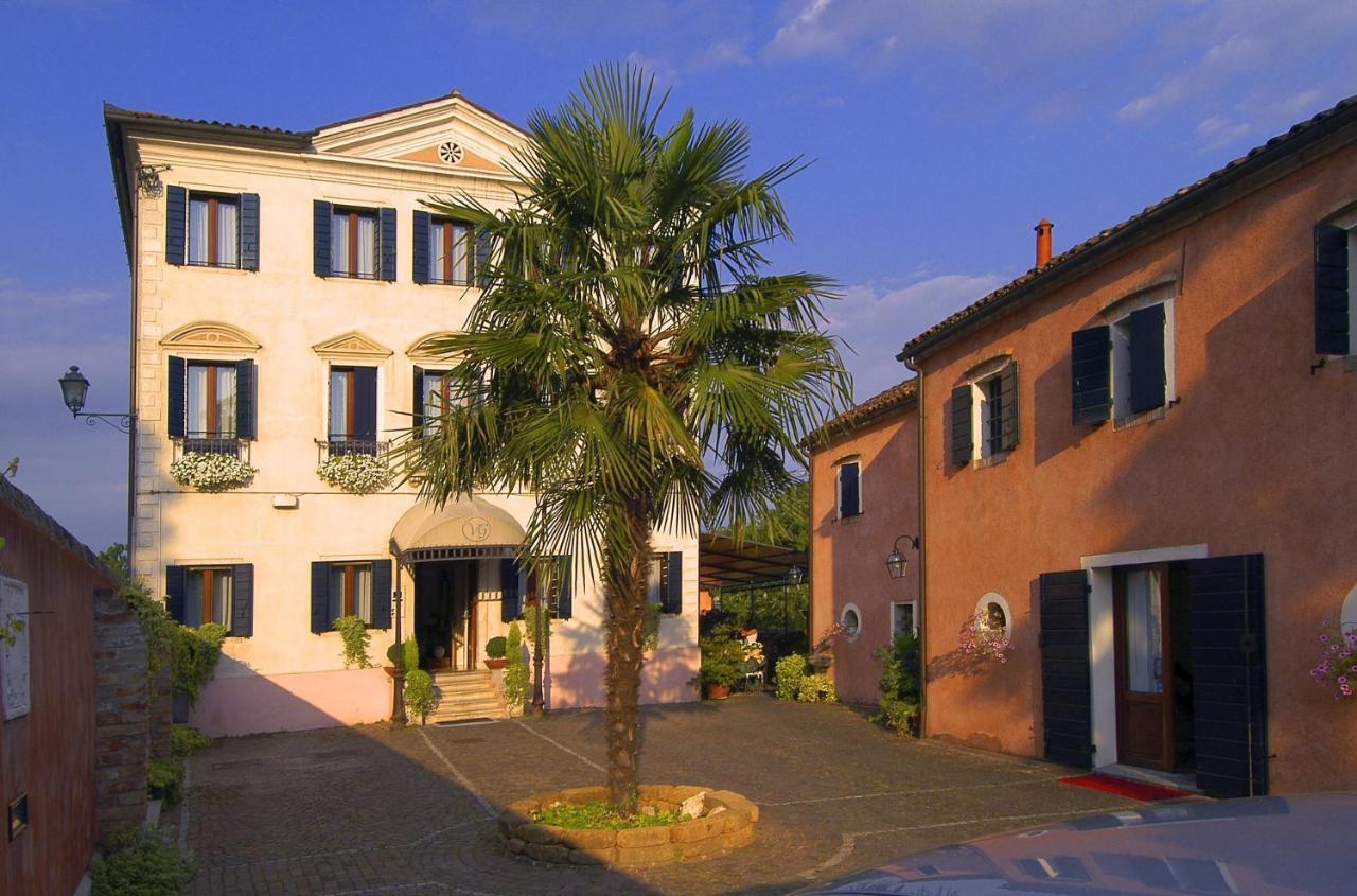Villa Goetzen Доло Екстериор снимка